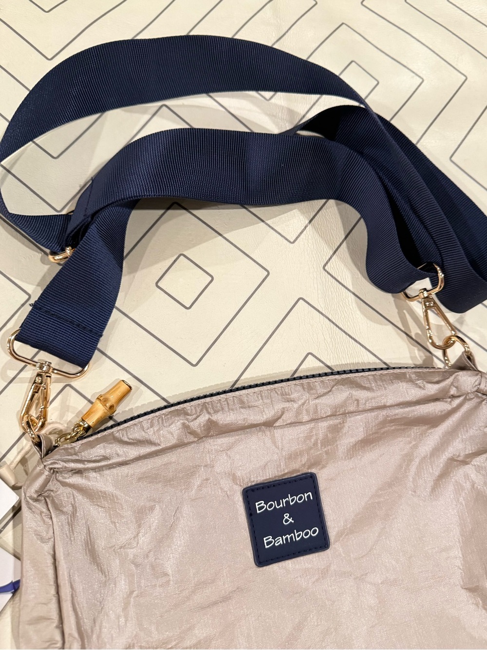 NWT Bourbon & Bamboo Champagne Crossbody Purse - Picture 5 of 12